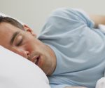 أسباب الشعور بالتعب او الكسل والارهاق بعد الاستيقاظ من النوم
